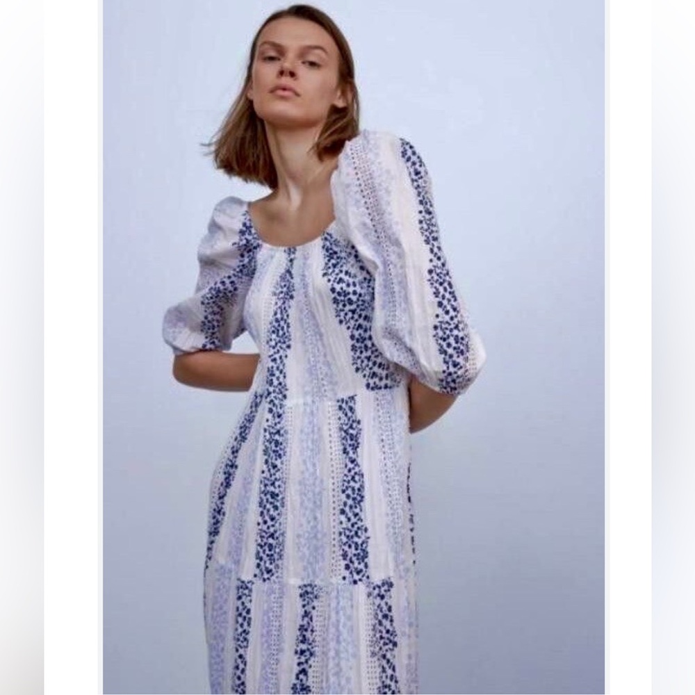 Pre-Owned ZARA PRINTED AND EMBROIDERED DRSS BLUE WHITE SIZE S  5107/057/044